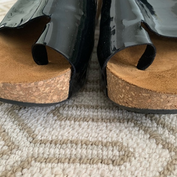 Beautiful mule patent leather from Donald Pliner - Picture 3 of 4